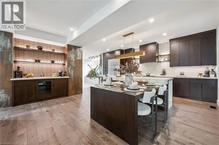 11 CHERRYWOOD Lane, Fergus, Ontario N1M2W3