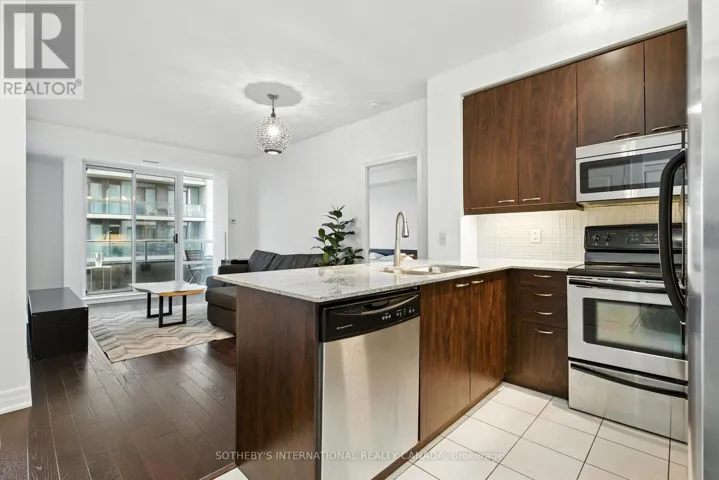 502 - 500 ST CLAIR AVENUE W, Toronto (Humewood-Cedarvale), Ontario M6C1A8