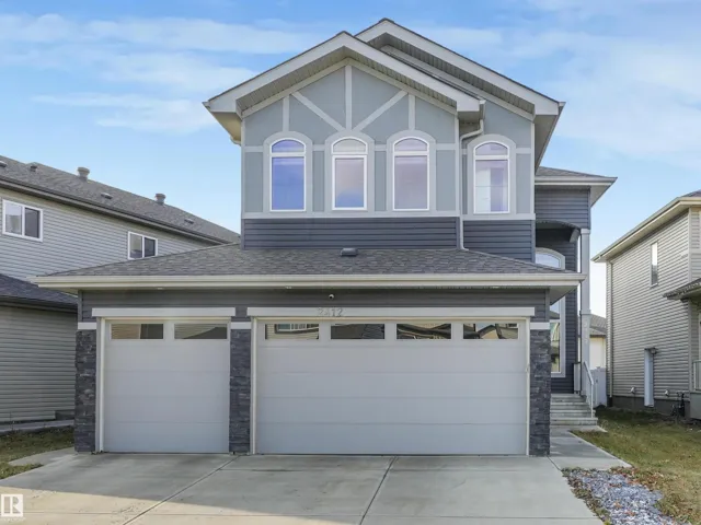 2412 14 AV NW, Edmonton, Alberta T6T2J8