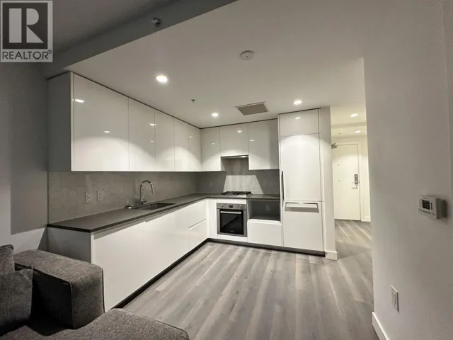 202 8181 CHESTER STREET, Vancouver, British Columbia V5X0J9