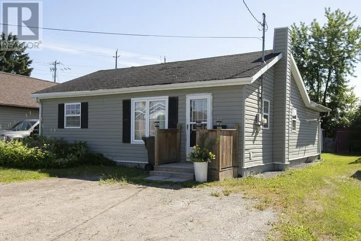 82 Cameron AVE, Sault Ste. Marie, Ontario P6B4X2