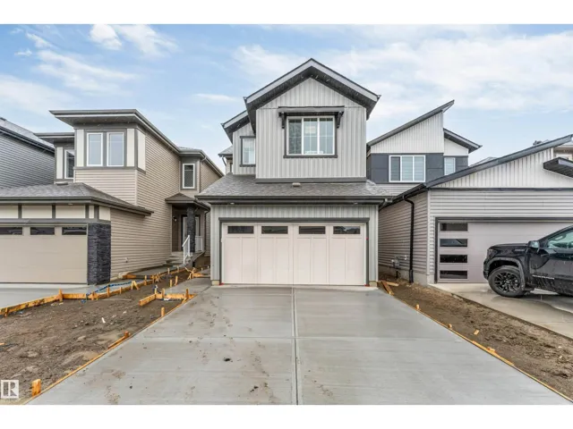 1972 210 ST NW, Edmonton, Alberta T6M3H7