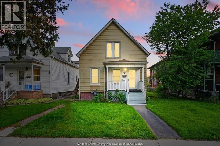 867 LANGLOIS, Windsor, Ontario N9A2G9