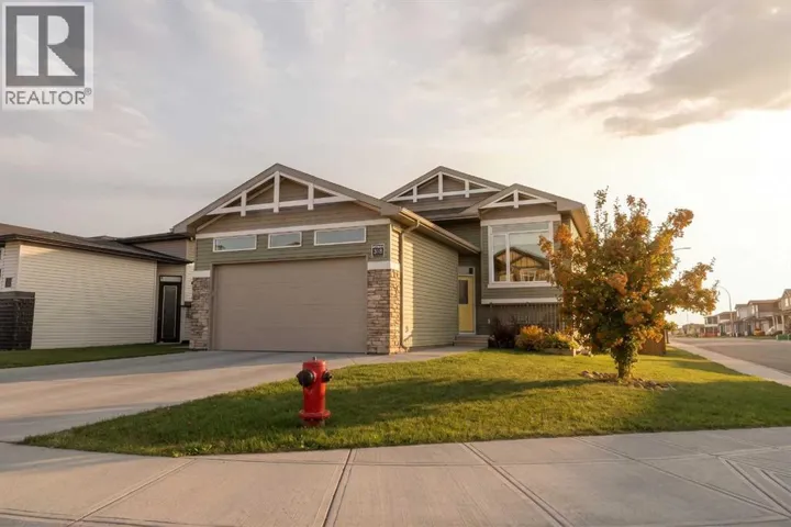 318 Lynx Road N, Lethbridge, Alberta T1H6X8