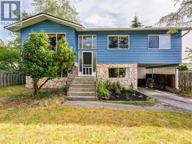 3941 Larchwood Dr, Saanich, British Columbia V8N5L5