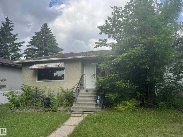 7748 83 AV NW, Edmonton, Alberta T6C1A4