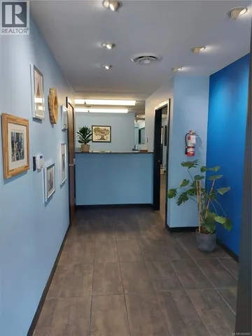 120 4252 commerce Cir, Saanich, British Columbia V8Z4M2