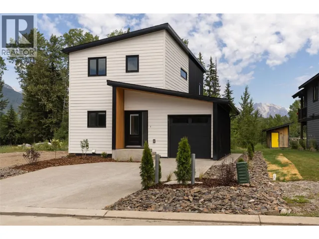 113 WHITETAIL Drive, Fernie, British Columbia V0B1M4