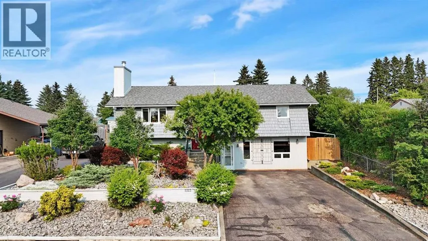 5323 53 Street, Rocky Mountain House, Alberta T4T1G9