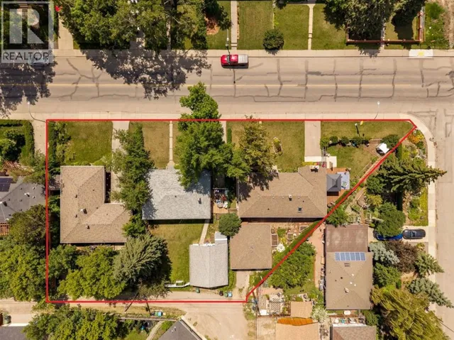 4524 26 Avenue SW, Calgary, Alberta T3E0P9