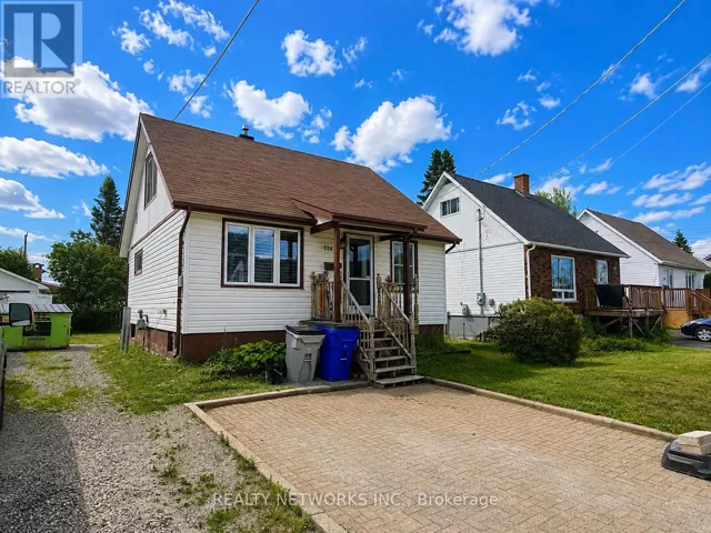 556 MAPLE STREET S, Timmins (TS - SE), Ontario P4N2A3