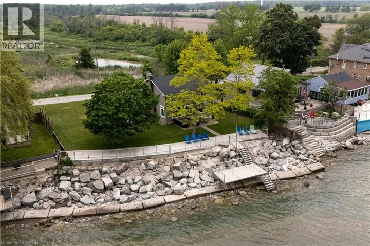 2118 LAKESHORE Road, Dunnville, Ontario N1A2W8