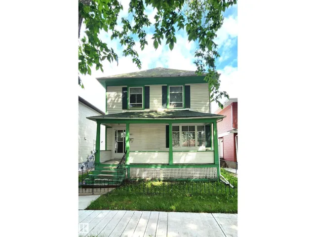 9522 110 AV NW NW, Edmonton, Alberta T5H1H4