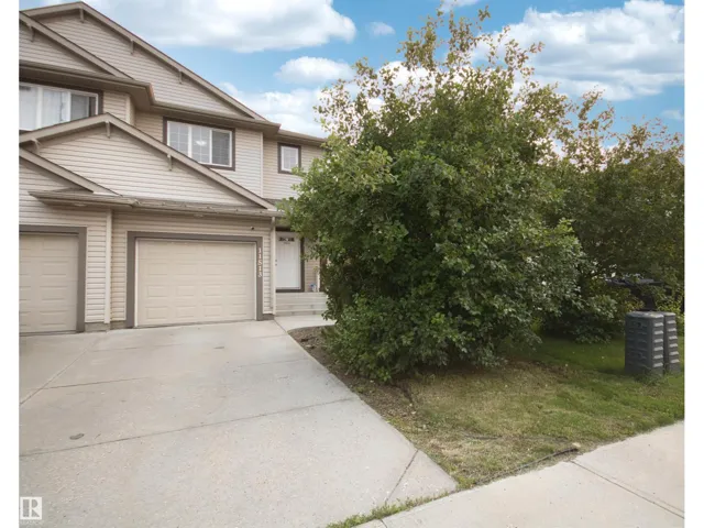 11513 17 AV SW, Edmonton, Alberta T6W1Y4