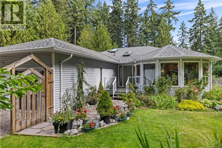 3198 Melon Rd, Hilliers, British Columbia V9K2J5
