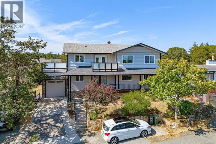 1408 Tovido Lane, Victoria, British Columbia V8T2S9