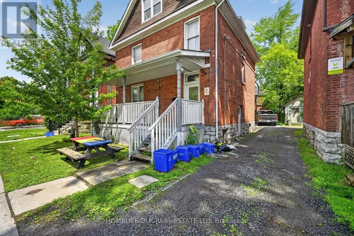 561 JOHNSON STREET, Kingston (Central City East), Ontario K7L1Z9