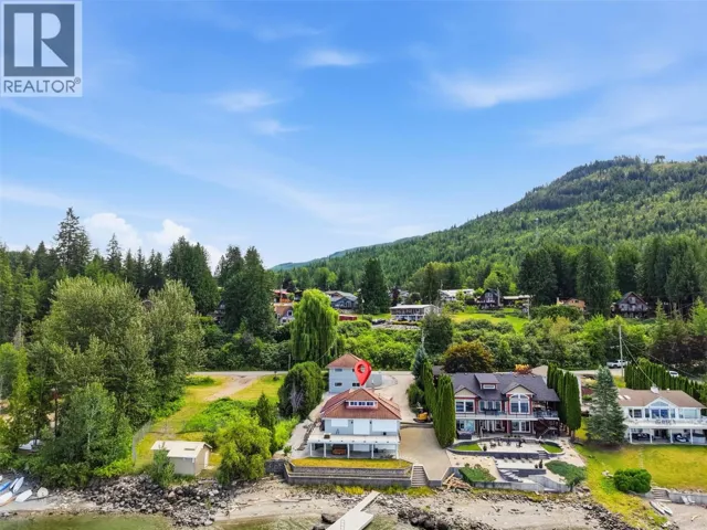 4071 REID Road, Eagle Bay, British Columbia V0E1T0