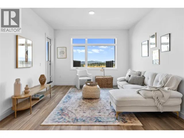 1111 Frost Road Unit# 403, Kelowna, British Columbia V1W0G8