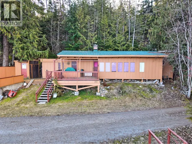 1294 Green Road, Balfour, British Columbia V1L6R5