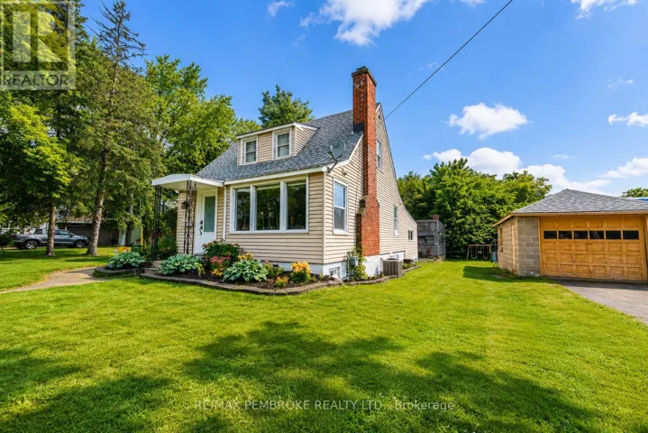 739 FRONT STREET, Pembroke, Ontario K8A6J4