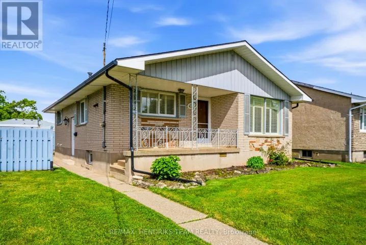 160 CLASSIC AVENUE, Welland (Lincoln/Crowland), Ontario L3B1P7