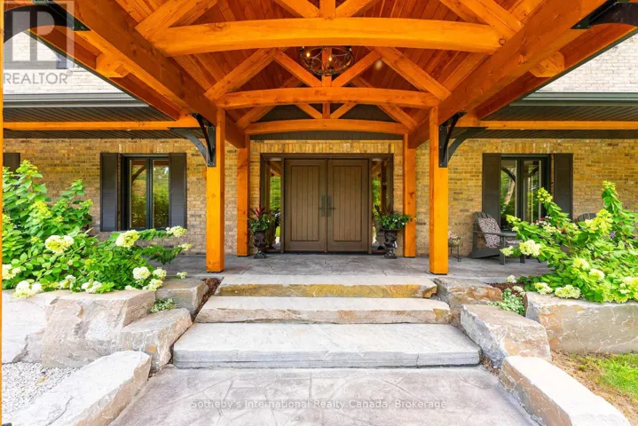 Post & Beam Front Entryway with Granite Steps