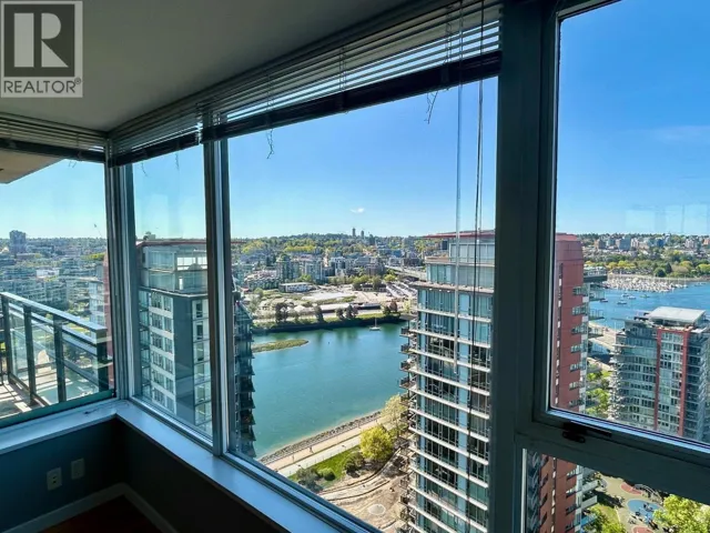 3005 33 SMITHE STREET, Vancouver, British Columbia V6B0B5