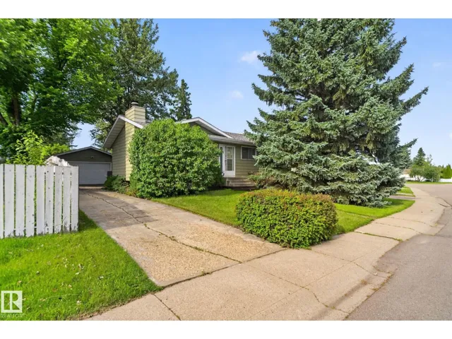 4712 131 AV NW, Edmonton, Alberta T5A3G6