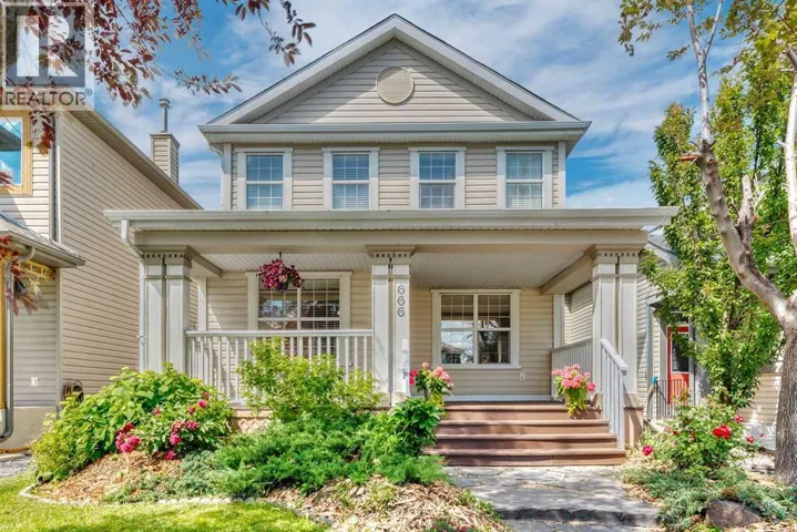 666 Evermeadow Road SW, Calgary, Alberta T2Y4W7