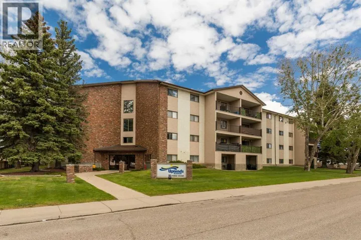 216, 85 Foxbend Crescent, Lethbridge, Alberta T1H5T4