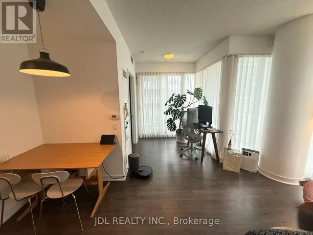 905 - 125 BLUE JAYS WAY, Toronto (Waterfront Communities), Ontario M5V0N5