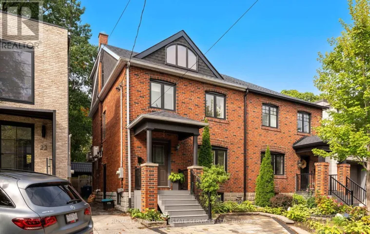 24 MANN AVENUE, Toronto (Mount Pleasant East), Ontario M4S2Y3
