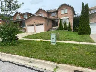 38 KEFFER CIRCLE, Newmarket (Armitage), Ontario L3X1R7