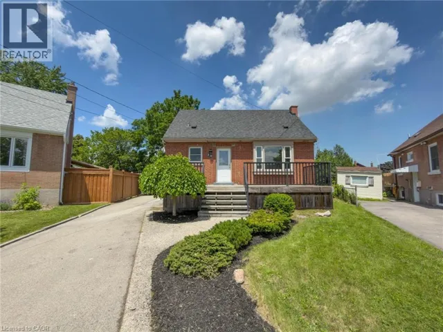 20 PATRICIA Place, Hamilton, Ontario L8V1N6