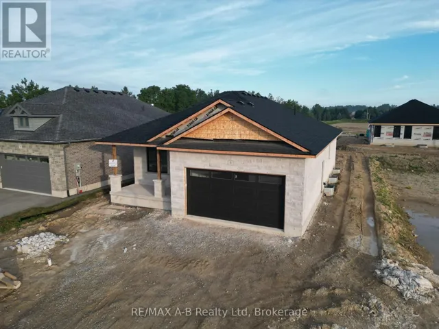 8 ORCHARD DRIVE, Stratford, Ontario N5A0L1