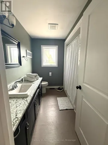 780