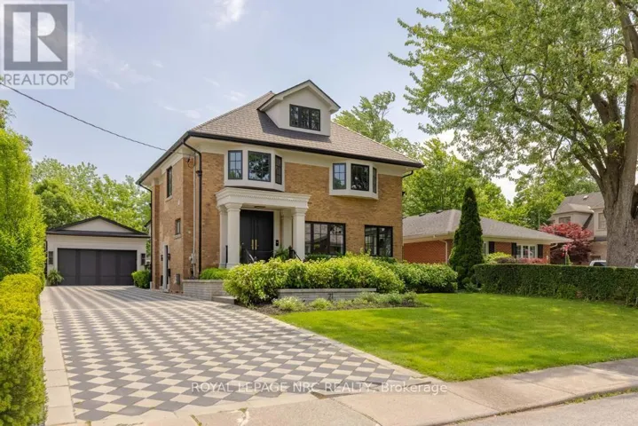 21 HILLCREST AVENUE, St. Catharines (Old Glenridge), Ontario L2R4Y2