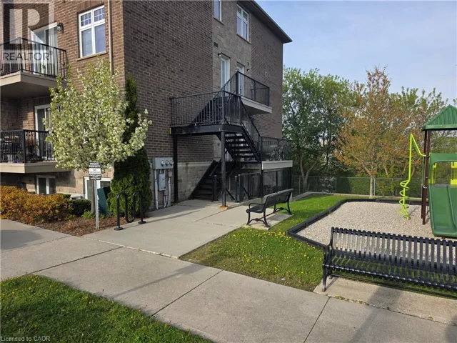 40 CHEESE FACTORY Road Unit# 102, Cambridge, Ontario N1P1C1