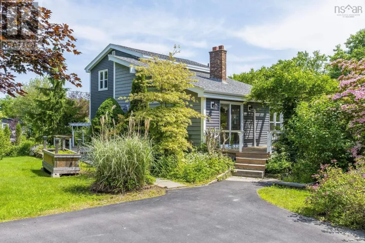 732 West Porters Lake Road, Porters Lake, Nova Scotia B3E1K6