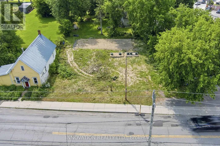 2322 ROGER STEVENS DRIVE, Ottawa, Ontario K0A2T0