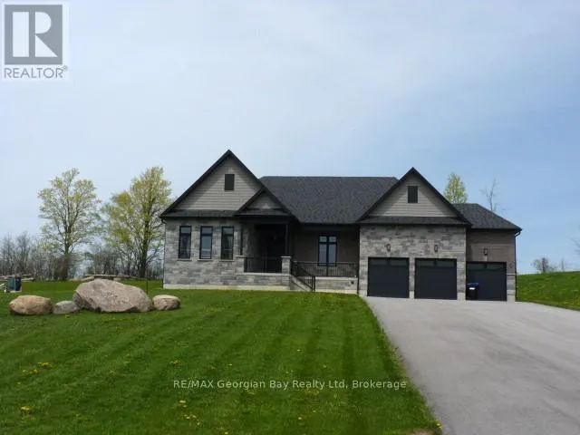 6 CALDWELL DRIVE, Oro-Medonte, Ontario L0L2L0