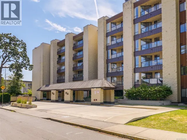 213 1745 Leighton Rd, Victoria, British Columbia V8R6R6