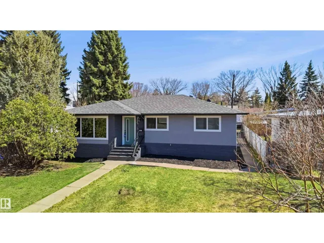 8736 66 AV NW, Edmonton, Alberta T6E0L3