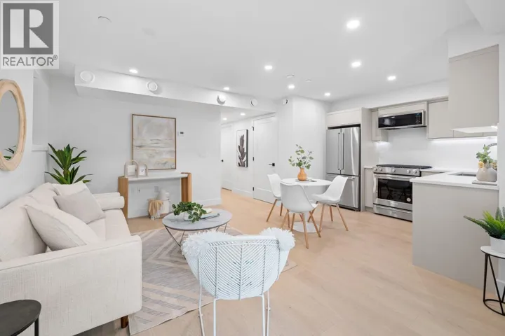 102 2135 E PENDER STREET, Vancouver, British Columbia V5L1X3