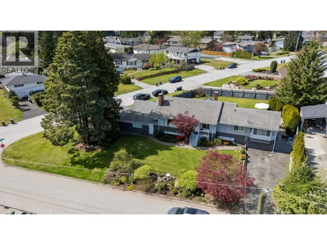 1005 WESTMOUNT DRIVE, Port Moody, British Columbia V3H1L1