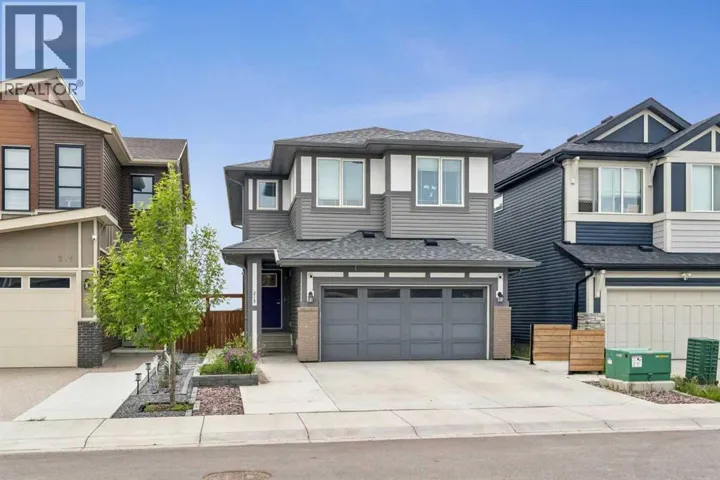 215 Lucas Terrace NW, Calgary, Alberta T3P1X3