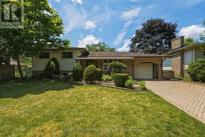120 CHAMPLAIN CRESCENT, London East (East I), Ontario N5V1H1