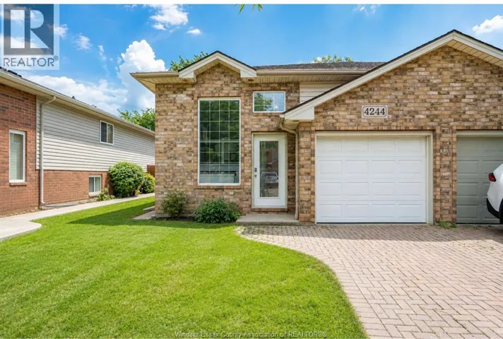 4244 OLD WEST, Windsor, Ontario N9G2X1