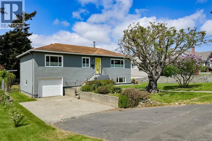 3746 Seaton St, Saanich, British Columbia V8X3W4